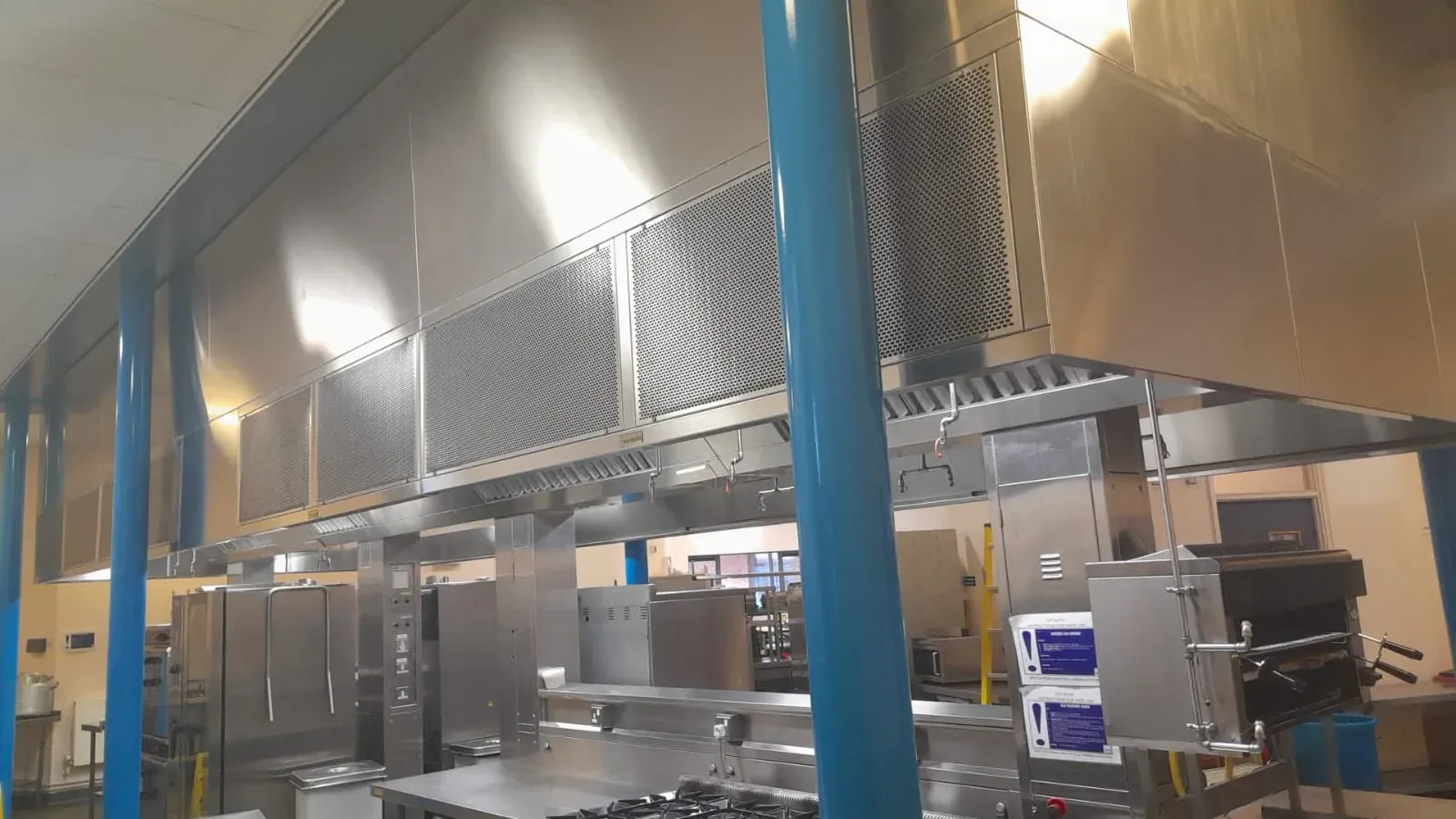 Commercial kitchen extraction ductwork cleaning
